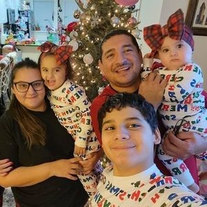 Meet your Posher, Gv